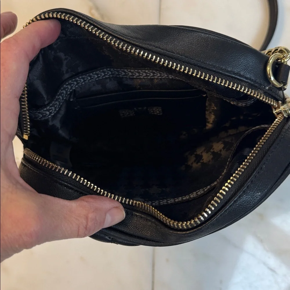 Karl Lagerfeld Black Quilted Heart Crossbody Bag - Picture 3 of 3